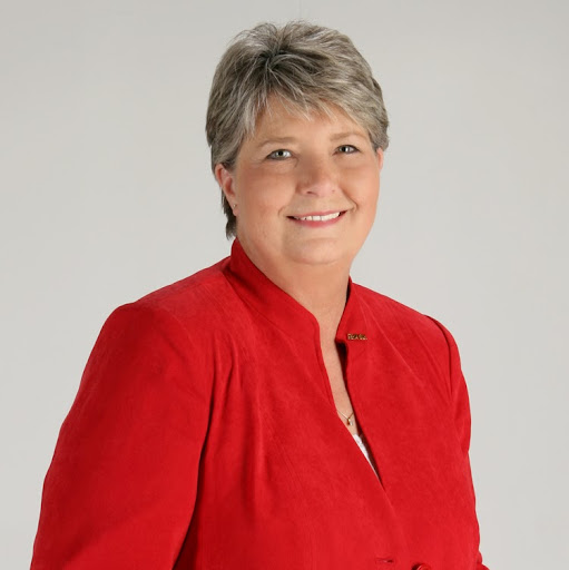 Carol Holland Photo 11