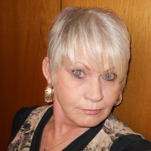 Debbie Maynard Photo 25