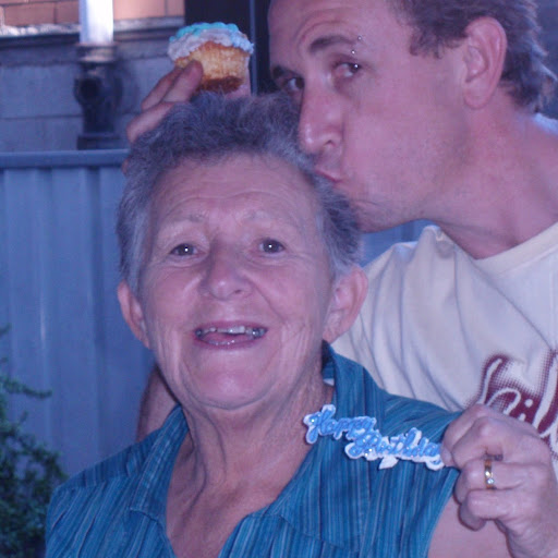 Ruth Knight Photo 20