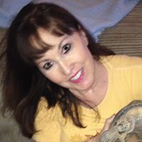 Julie Dillon Photo 19