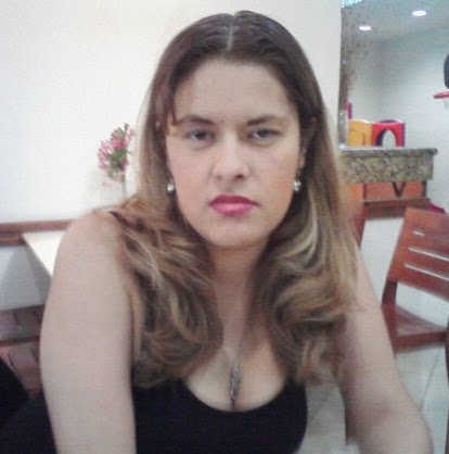 Cynthia Urbina Photo 14