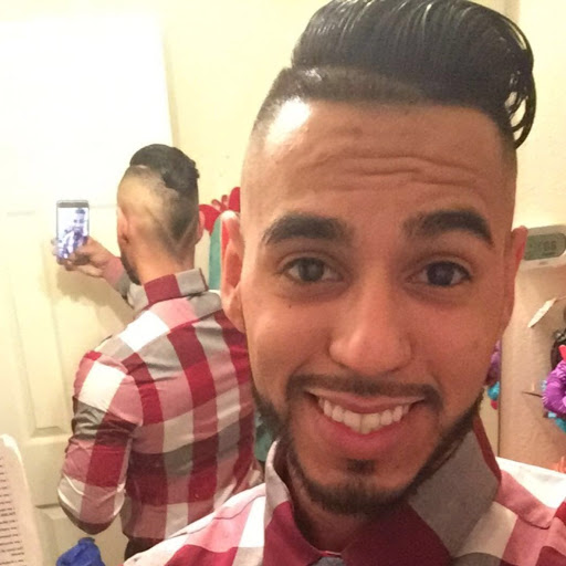 Jacob Saenz Photo 7