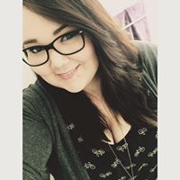 Julia Horton Photo 17