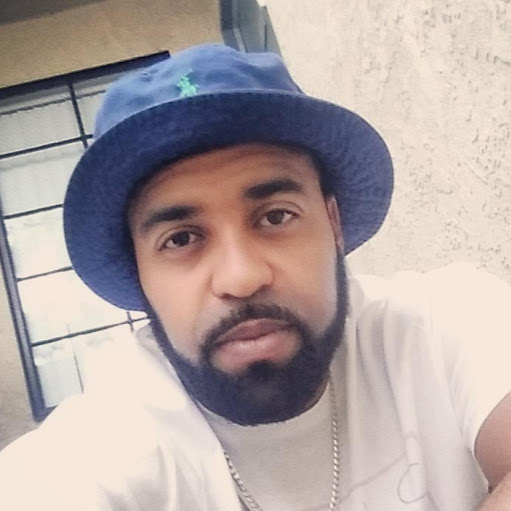 Sean Morton Photo 27