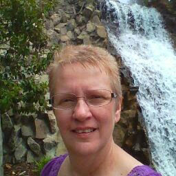 Linda Sears Photo 31