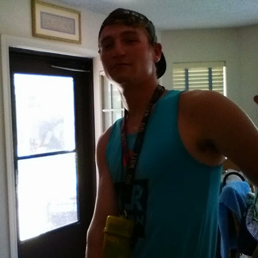 Aaron Davison Photo 4