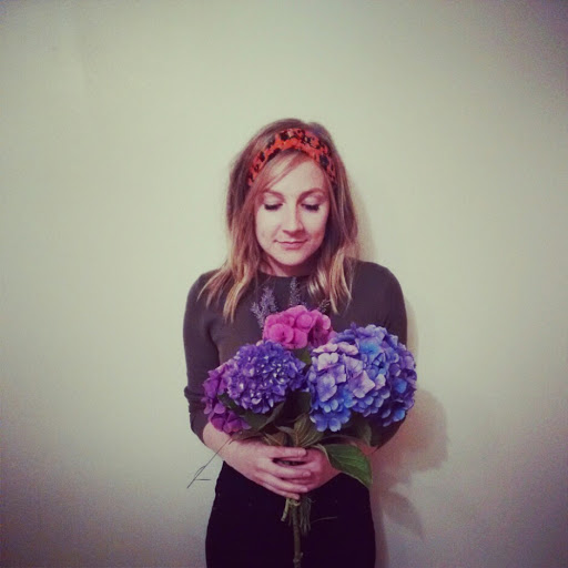 Elizabeth Thorpe Photo 12