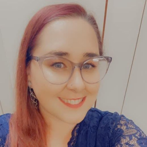 Stephanie Adam Photo 34