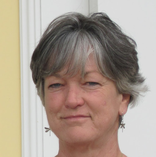 Betsy Armstrong Photo 7