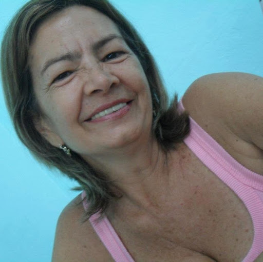 Theresa Silva Photo 18