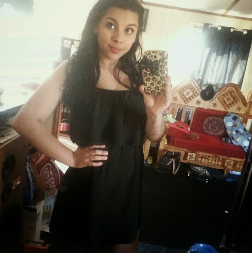 Jessica Duran Photo 16