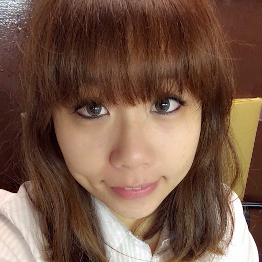 Fiona Huang Photo 27