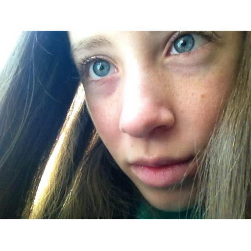 Alyssa Case Photo 3