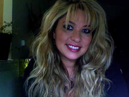 Laura Sexton Photo 37