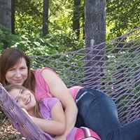 Sarah Roach Photo 13