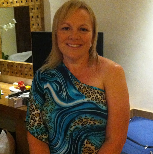 Veronica Baker Photo 32