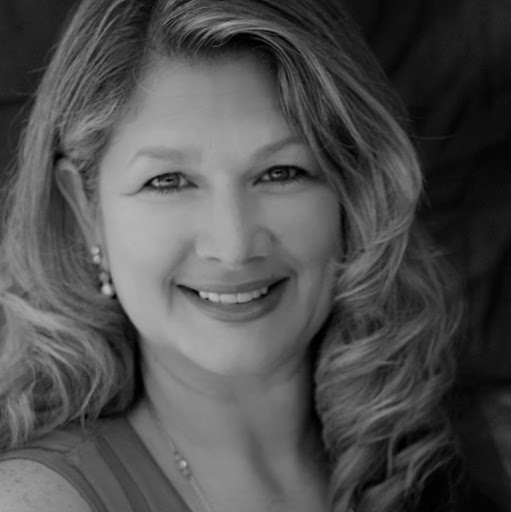Joan Faulkner Photo 7