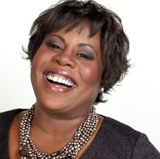 Ellen Burton Photo 38