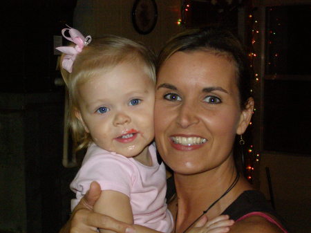 Jennifer Phillips Photo 33