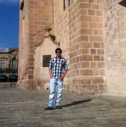 Josue Alvarado Photo 32