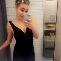 Jessie Clark Photo 32