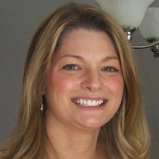 Jennifer Cox Photo 46