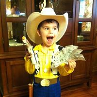 Jennifer Hurt Photo 19