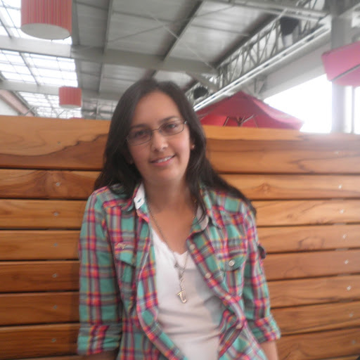 Laura Restrepo Photo 28