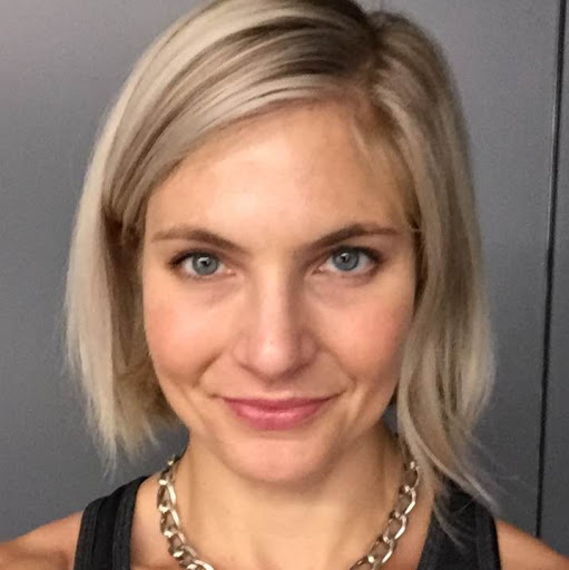 Sarah Harrison Photo 36