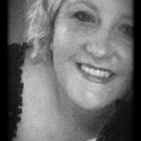 Crystal Schneider Photo 37