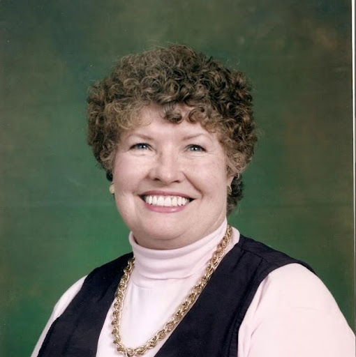 Alice Carlson Photo 4