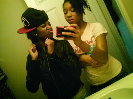 Minnie Gardner Photo 10