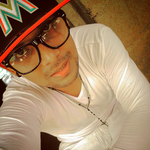 Xavier Rios Photo 5