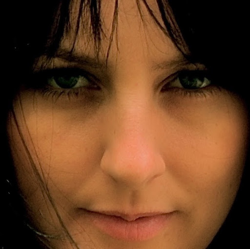 Melinda Torres Photo 33