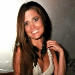 Laurie Roe Photo 5