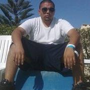 Roberto Meza Photo 35