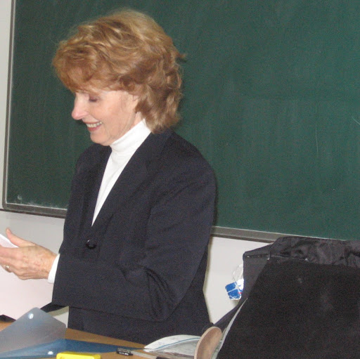 Connie Knight Photo 34