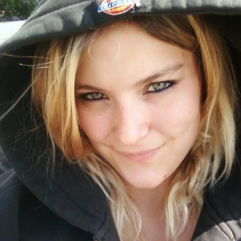 Lacey Richards Photo 3