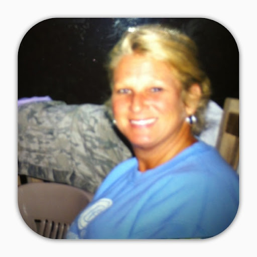 Cindy Daniels Photo 13