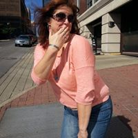 Melanie Evans Photo 31