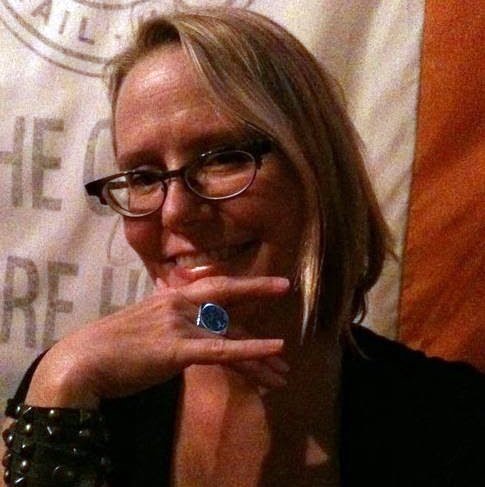 Elizabeth Carpenter Photo 24