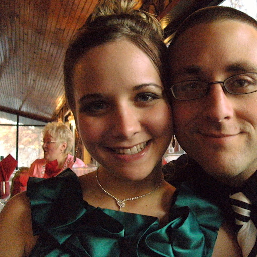 Kristin Wolfe Photo 33