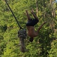 Derek Oliver Photo 10