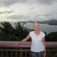 Lynette Brown Photo 16