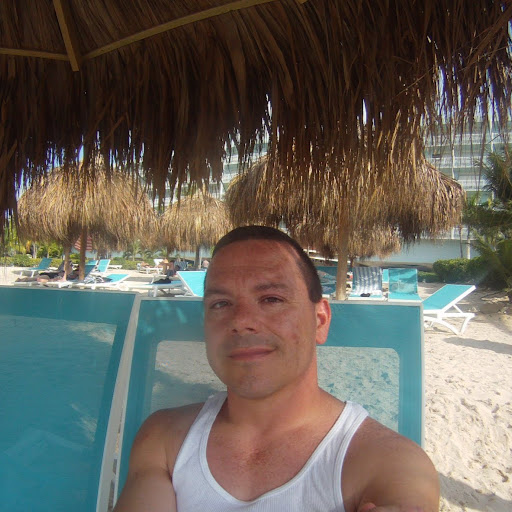 Raphael Torres Photo 8