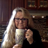 Julie Cowan Photo 19