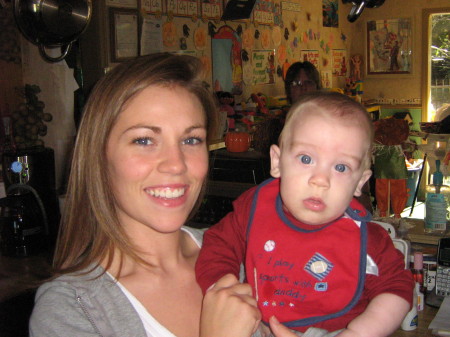 Jennifer Hayes Photo 27