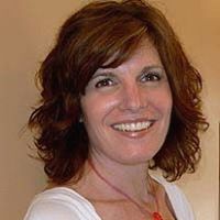 Laura Dunham Photo 23