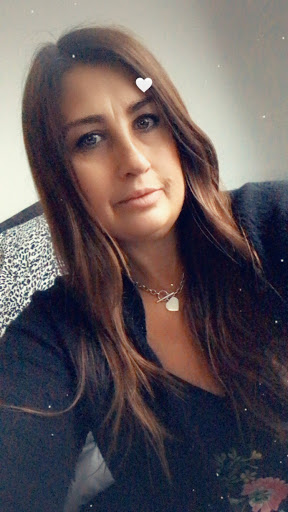 Renee Pearce Photo 9