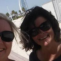 Christine Stapleton Photo 17